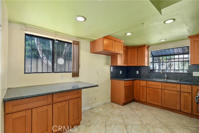Detail Gallery Image 19 of 31 For 2711 Caminar, El Monte,  CA 91732 - 4 Beds | 4 Baths