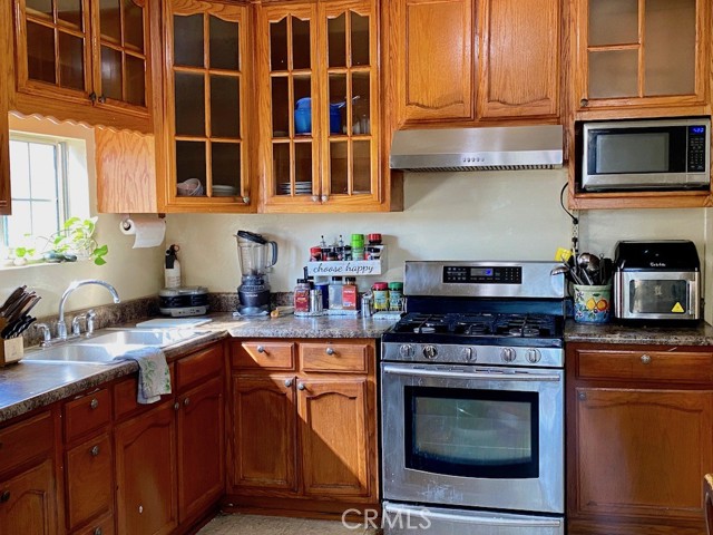 827 Turnbull Canyon Road, Hacienda Heights CA: https://media.crmls.org/medias/1011ae20-18ca-4549-9861-1b79772356ef.jpg