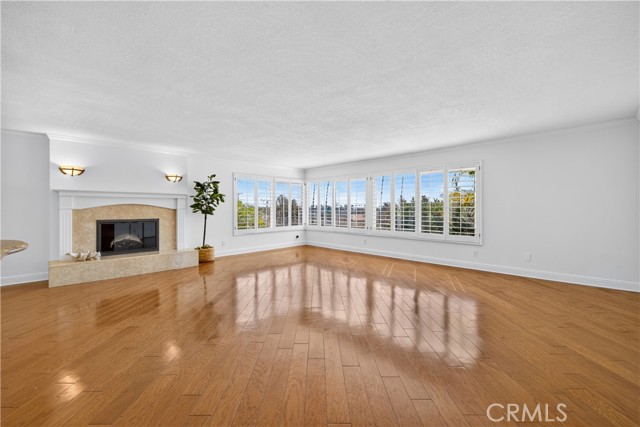 145 Bennett Avenue photo 5