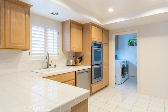 1930 Gates Avenue, Redondo Beach, California 90278, 4 Bedrooms Bedrooms, ,2 BathroomsBathrooms,Residential,Sold,Gates,SB17239124