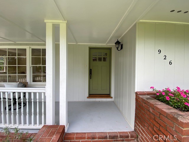 926 W. Valencia Mesa Drive, Fullerton CA: https://media.crmls.org/medias/10127f57-7abf-428f-828f-53904b239c03.jpg