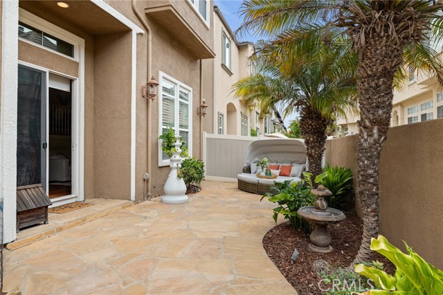 2889 Plaza Del Amo, Torrance CA: https://media.crmls.org/medias/1012a27d-2e60-4ba0-8ca0-8d6168120033.jpg