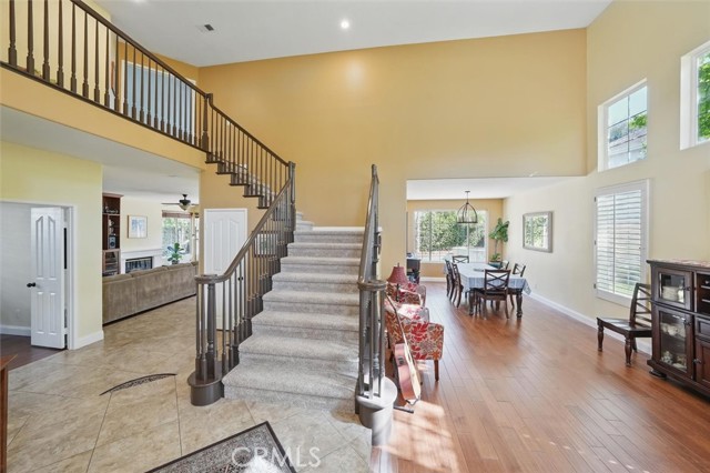 23405 Winslow Place, Valencia CA: https://media.crmls.org/medias/101325bc-1002-444f-bd0e-97085d72b667.jpg