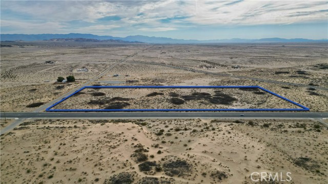 Detail Gallery Image 3 of 20 For 204 Adobe Rd, Twentynine Palms,  CA 92277 - – Beds | – Baths