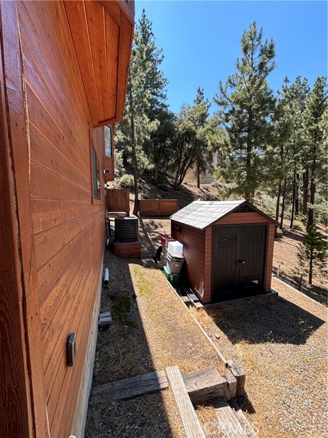 2041 Symonds Drive, Pine Mountain Club, California 93222, 3 Bedrooms Bedrooms, ,2 BathroomsBathrooms,Single Family Residence,For Sale,Symonds,OC25045356