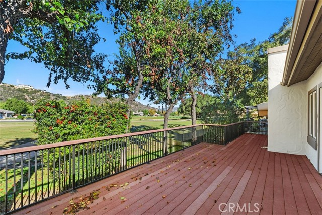 Detail Gallery Image 34 of 39 For 38285 Oaktree, Murrieta,  CA 92562 - 2 Beds | 2/1 Baths