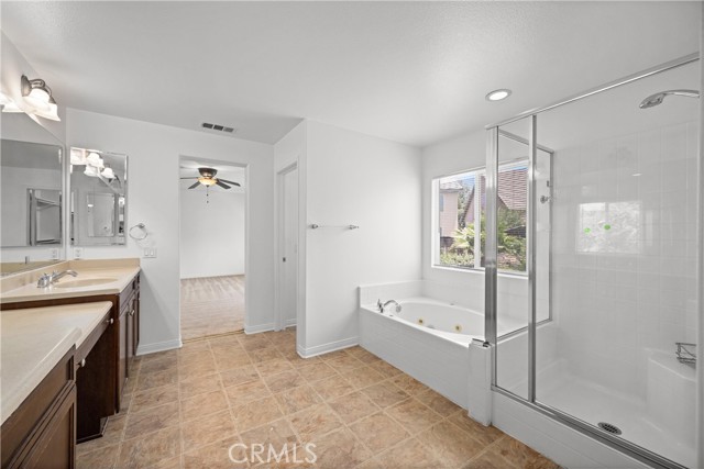24982 Pine Creek, Corona CA: https://media.crmls.org/medias/1015d326-354c-4411-8701-be949a90ab68.jpg