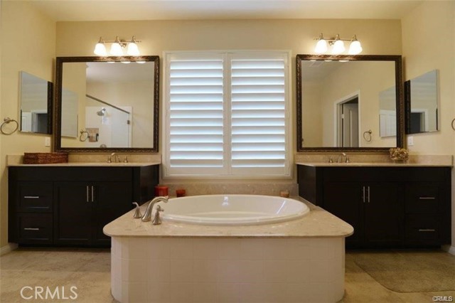 Detail Gallery Image 7 of 14 For 308 Bronze, Irvine,  CA 92618 - 4 Beds | 3 Baths