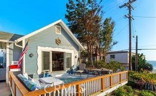 120 9th Street, Manhattan Beach, California 90266, 6 Bedrooms Bedrooms, ,2 BathroomsBathrooms,Residential,Sold,9th Street,SB17053493