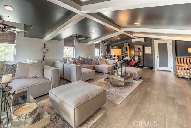 Detail Gallery Image 20 of 71 For 18806 Winnwood, Santa Ana,  CA 92705 - 4 Beds | 4 Baths