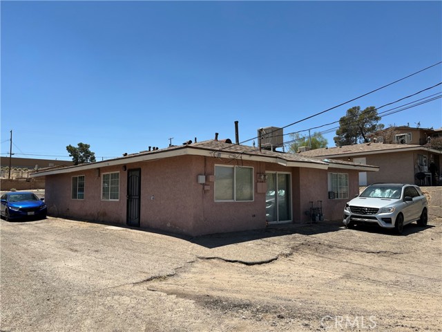 255 W Grace Street, Barstow CA: https://media.crmls.org/medias/101661f3-59a7-4007-b7a0-eedddb68738a.jpg
