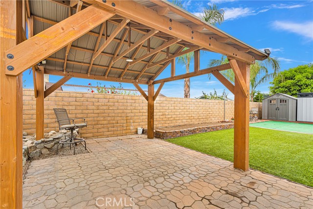 Detail Gallery Image 37 of 44 For 2426 W College Ave, San Bernardino,  CA 92407 - 4 Beds | 2 Baths