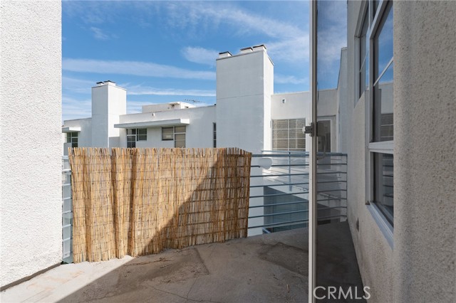 Detail Gallery Image 41 of 48 For 5350 White Oak Ave #413,  Encino,  CA 91316 - 2 Beds | 2 Baths