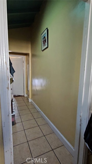 Detail Gallery Image 11 of 30 For 2546 S Bronson, Los Angeles,  CA 90018 - 5 Beds | 4 Baths