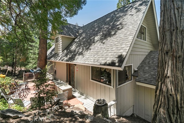 Detail Gallery Image 24 of 31 For 329 Grass Valley Rd, Lake Arrowhead,  CA 92352 - 3 Beds | 2 Baths