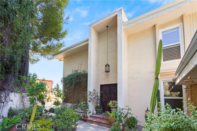 Detail Gallery Image 1 of 60 For 22628 Quinta Rd, Woodland Hills,  CA 91364 - 4 Beds | 2/1 Baths