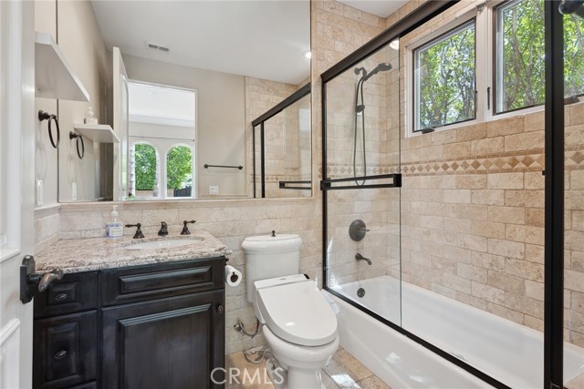 23115 Erwin Street, Woodland Hills CA: https://media.crmls.org/medias/10196cd9-32bb-426e-acb2-a0c96f794c10.jpg
