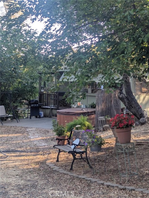 635 Black Bart Rd, Oroville CA: https://media.crmls.org/medias/1019e64f-efc4-48d8-97b2-0a6d7fafcd9e.jpg