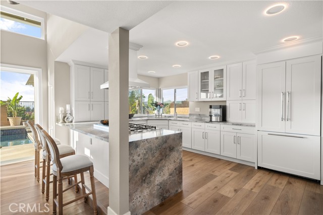 Detail Gallery Image 8 of 42 For 6691 E Smokewood, Anaheim,  CA 92807 - 4 Beds | 3/1 Baths