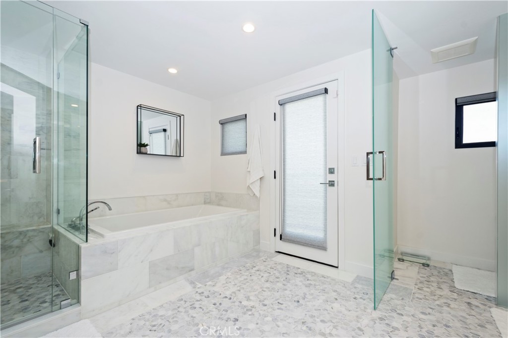 101bea62 3b19 4170 B357 39516c654052