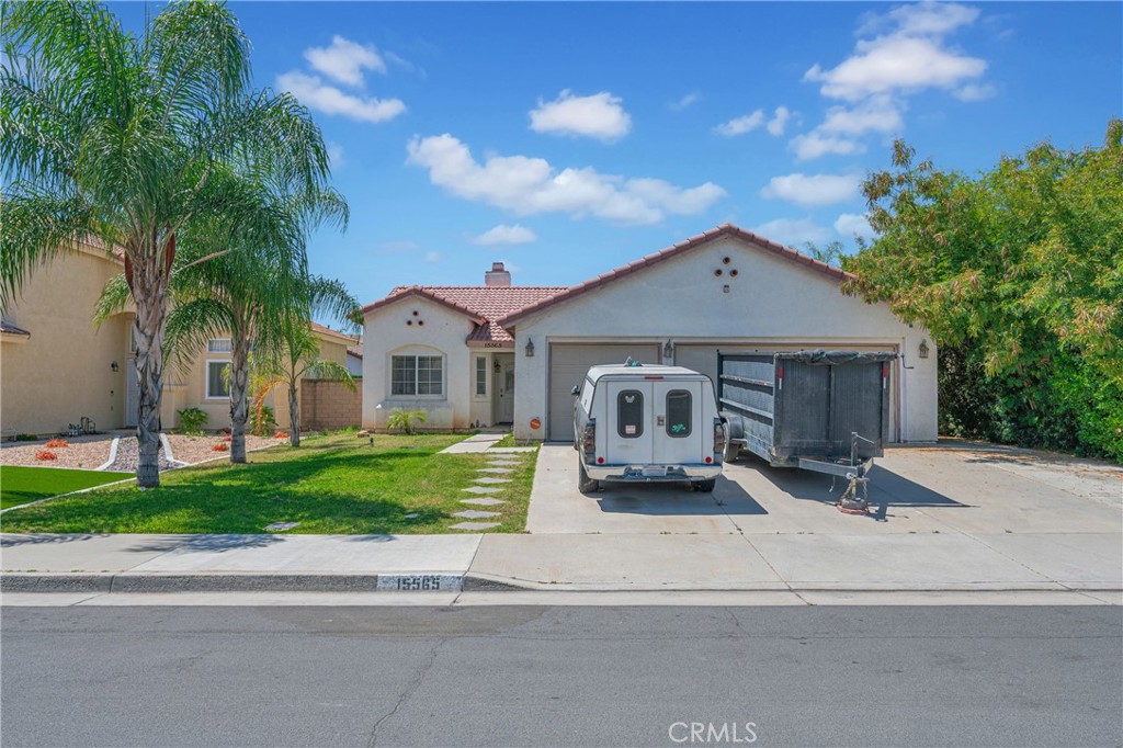 15565 Isleta