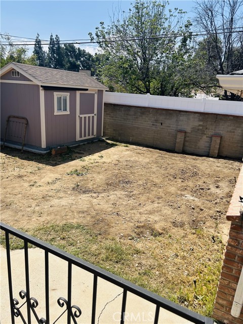 Detail Gallery Image 19 of 21 For 16624 Kelsloan St, Lake Balboa,  CA 91406 - 3 Beds | 1 Baths