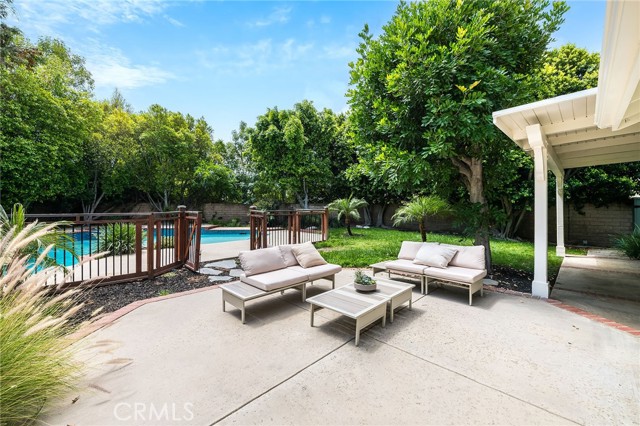 20516 Germain Street, Chatsworth CA: https://media.crmls.org/medias/101cb7d5-c8f0-46b3-ba35-2b8858ddc041.jpg
