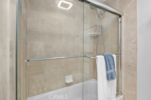 Detail Gallery Image 19 of 32 For 525 Vista Flora, Newport Beach,  CA 92660 - 3 Beds | 2/1 Baths