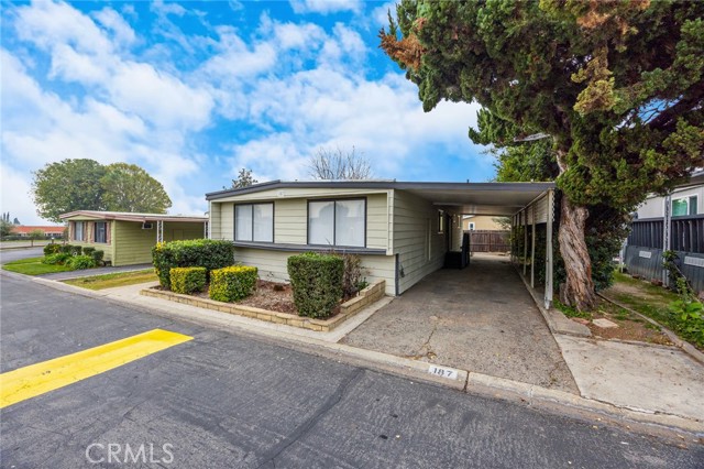 Detail Gallery Image 6 of 23 For 1350 San Bernardino Rd #187,  Upland,  CA 91786 - 3 Beds | 4 Baths