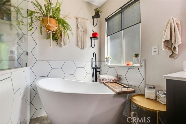 Detail Gallery Image 32 of 42 For 16322 Calle Serena, Moreno Valley,  CA 92551 - 6 Beds | 3 Baths