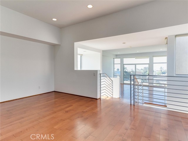 Detail Gallery Image 10 of 40 For 1130 Prospect Ave, Hermosa Beach,  CA 90254 - 4 Beds | 4 Baths