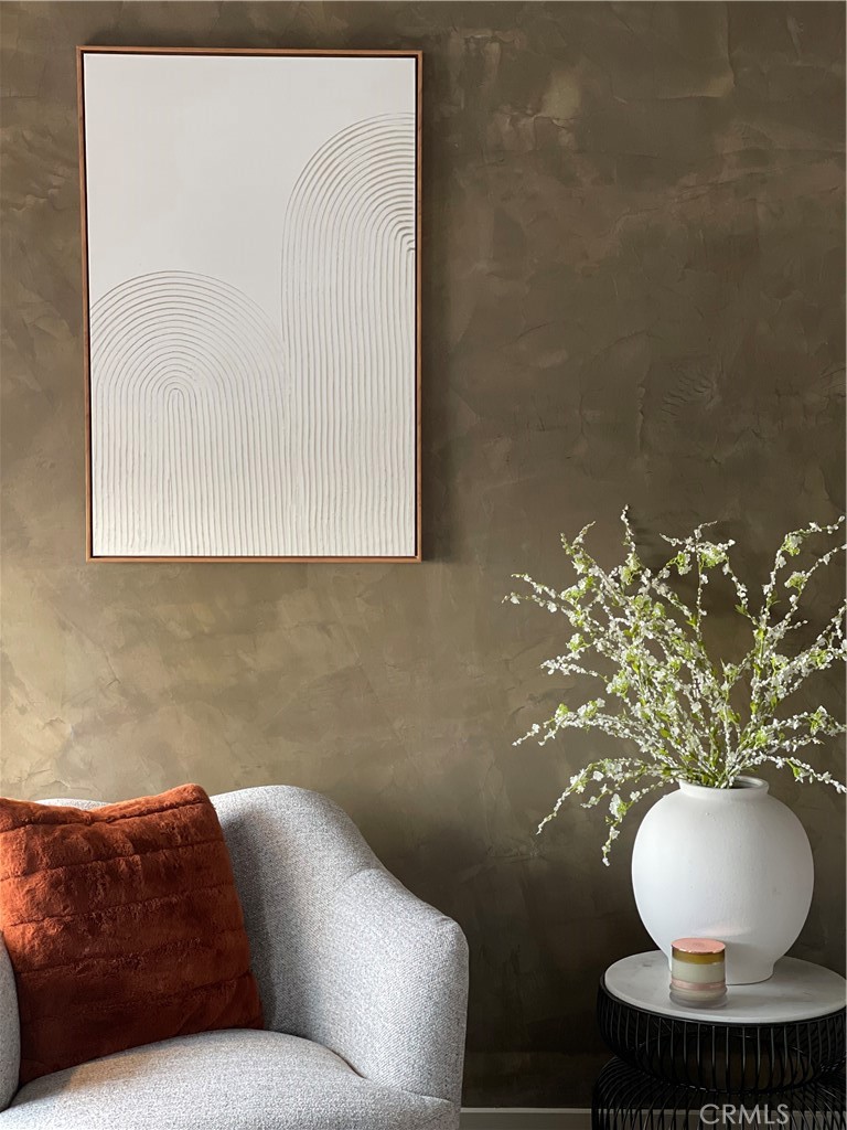 3810 Wilshire Boulevard #909