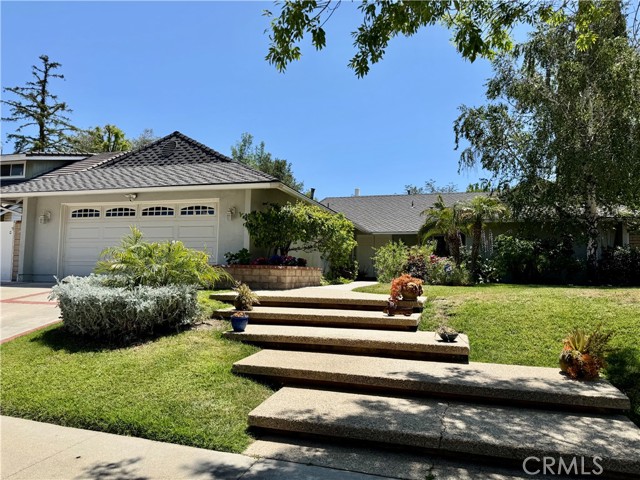 19020 Killoch Way, Porter Ranch CA: https://media.crmls.org/medias/101dfcf7-48b6-45fb-99f8-bec27e519b00.jpg