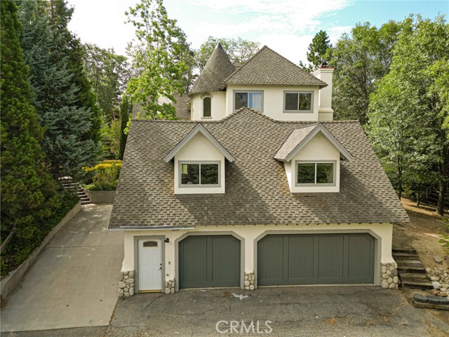 Detail Gallery Image 4 of 30 For 1036 Mallard Dr, Lake Arrowhead,  CA 92352 - 5 Beds | 4/1 Baths