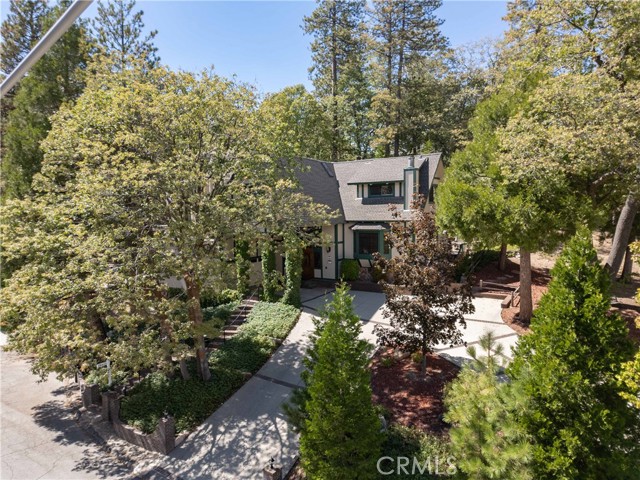 26472 Hillcrest, Lake Arrowhead, CA 92352
