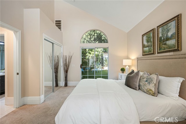 Guest house bedroom with jack and jill bathroom