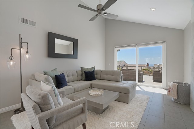Detail Gallery Image 5 of 45 For 33601 via Corvalian #4,  Dana Point,  CA 92629 - 3 Beds | 2 Baths