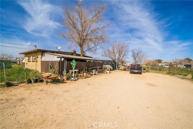 Detail Gallery Image 36 of 66 For 11986 White Ave, Adelanto,  CA 92301 - 4 Beds | 3 Baths