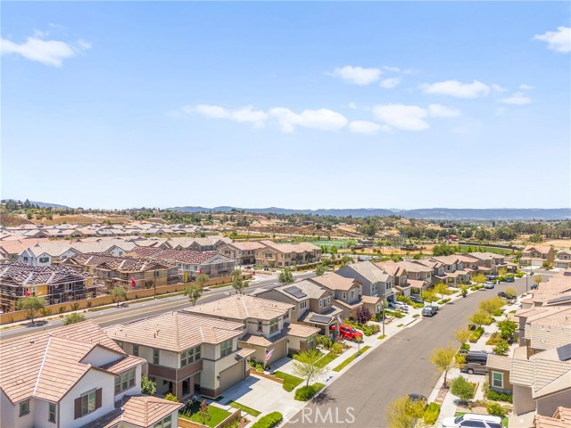 32171 Dymondia Way, Temecula CA: https://media.crmls.org/medias/1020a1fb-877c-4f3c-93de-922ae1c9d4bc.jpg