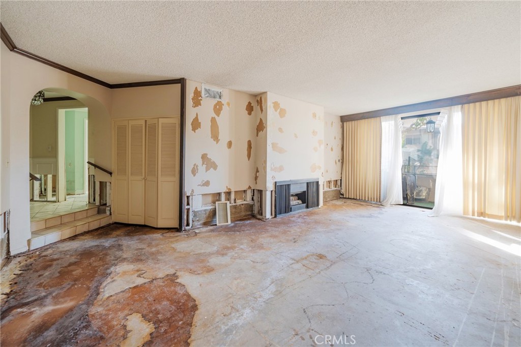 MLS #OC25244948 image #5