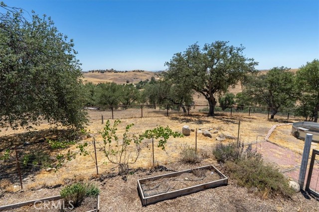 75463 Ranchita Avenue, San Miguel CA: https://media.crmls.org/medias/10225c26-d895-4f3d-b819-26986d02e070.jpg
