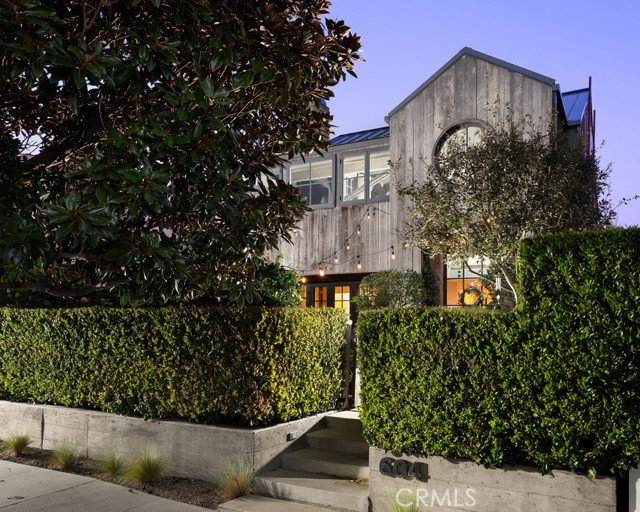 604 Begonia Avenue, Corona del Mar CA: https://media.crmls.org/medias/10228aa7-922d-4f12-8e71-16e6917b3861.jpg