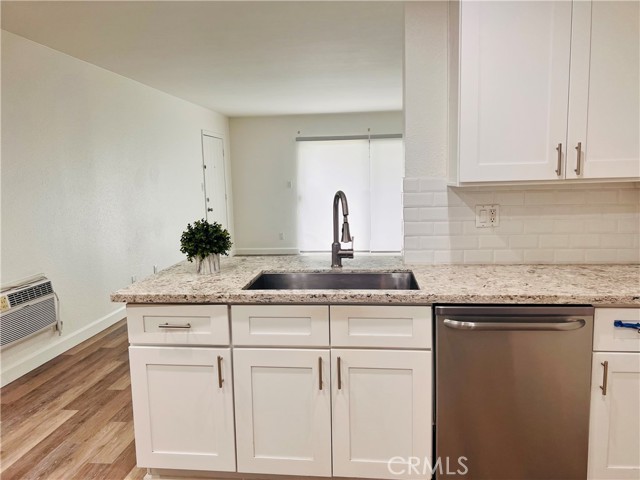 1345 Cabrillo Park Drive, Santa Ana CA: https://media.crmls.org/medias/1022b334-da08-497a-9b8a-464c8a1c52ba.jpg