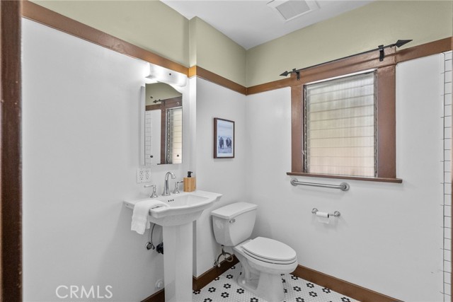 Detail Gallery Image 32 of 55 For 1156 E Howard St, Pasadena,  CA 91104 - 3 Beds | 2 Baths
