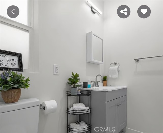 1535 S Ogden Drive, Los Angeles CA: https://media.crmls.org/medias/10236022-bbc5-4a42-816e-1f946b5f768e.jpg