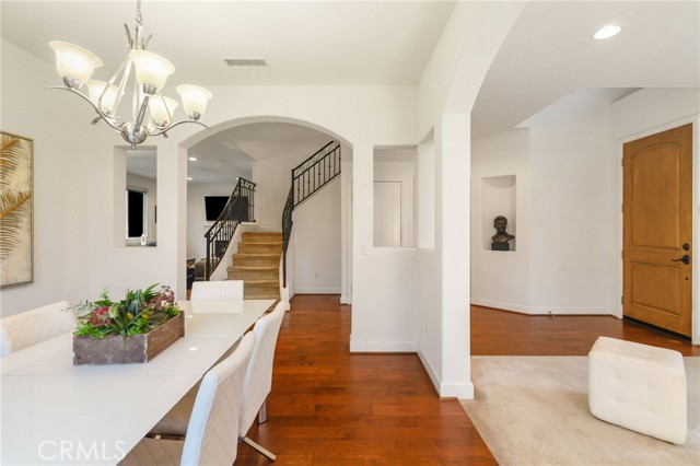 18141 Topham Street, Tarzana CA: https://media.crmls.org/medias/10247f8e-0eed-42c0-a9a3-0da037d0a58b.jpg
