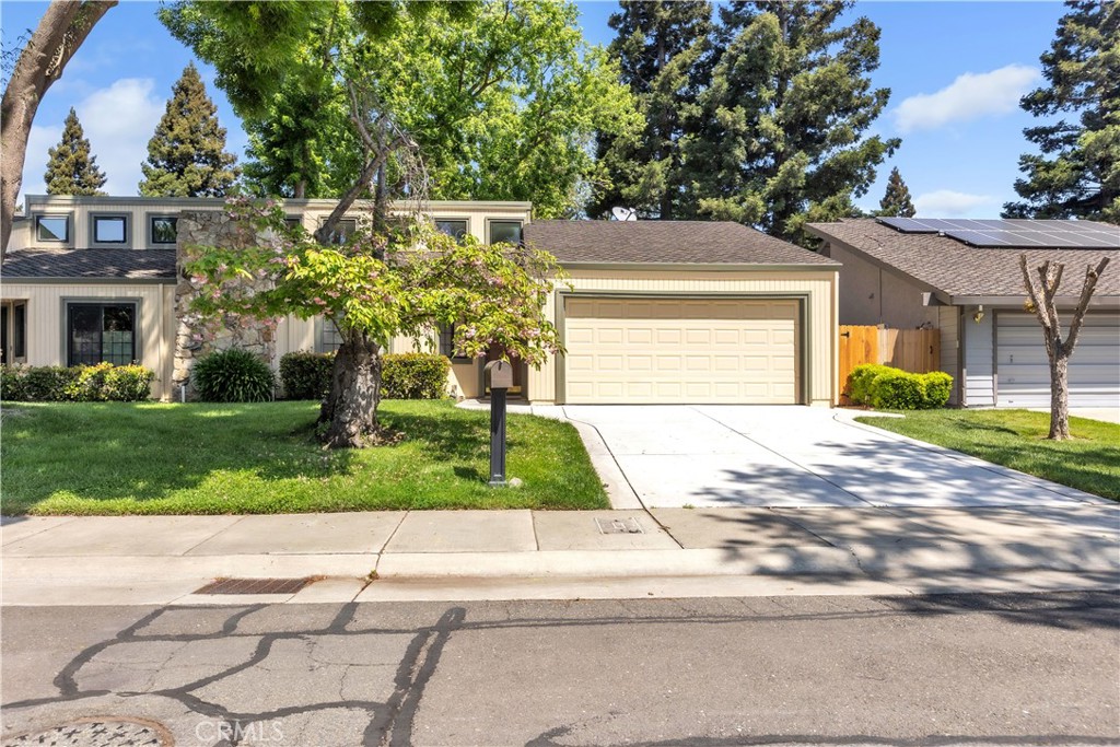 1191 Spruce Tree Circle