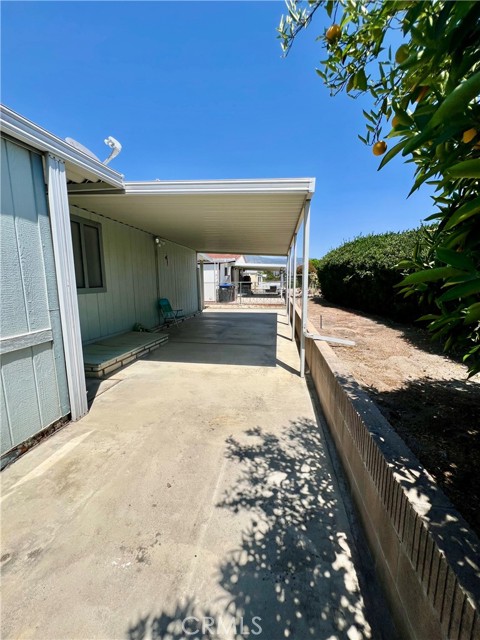 24600 Mountain Ave, Hemet CA: https://media.crmls.org/medias/1026ddec-a801-4f26-9a94-a039d4f88b5e.jpg
