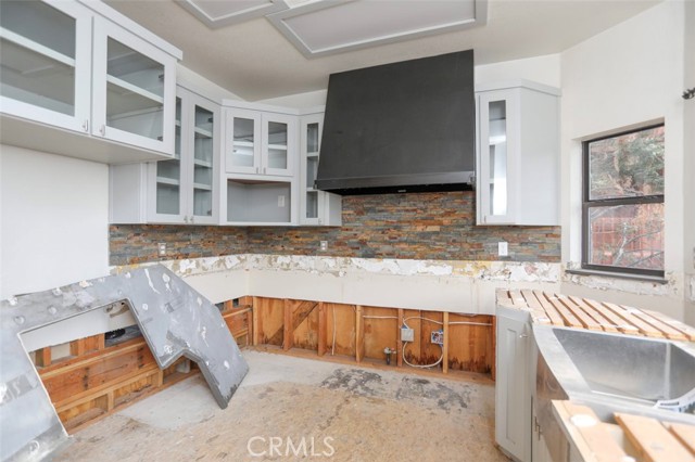 Detail Gallery Image 9 of 30 For 2701 Hillcrest Ct, Frazier Park,  CA 93225 - 3 Beds | 2/1 Baths