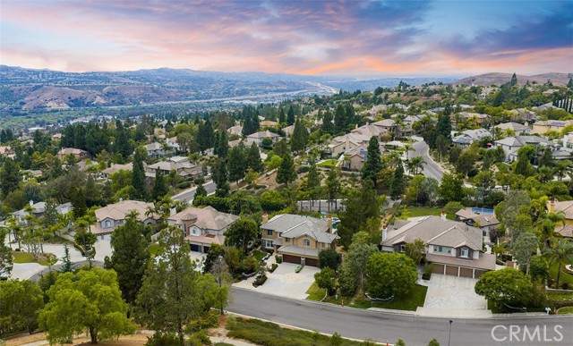 5425 5425 Castle Bend, Yorba Linda CA: https://media.crmls.org/medias/10276a7b-3779-4372-be22-04e486a0cdbd.jpg